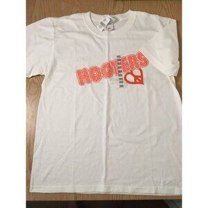 New Unisex Hooters Vintage T-shirt Peace Love Wings White Size Large